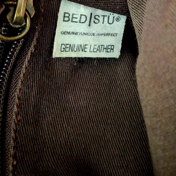 BEDlSTU Ventura Leather Crossbody Bag - Picture 2 of 13